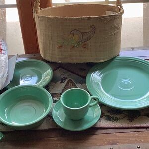 🧚‍♂️ Fiesta 5-piece Place Setting  FIESTA WARE SEA MIST RETIRED DEADSTOCK
